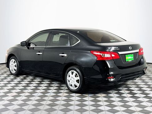 Used 2019 Nissan Sentra S image 6