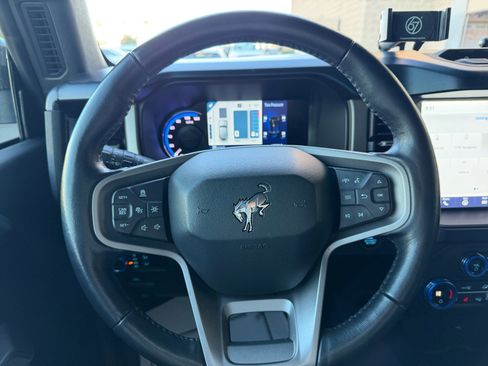 Used 2021 Ford Bronco First Edition image 9