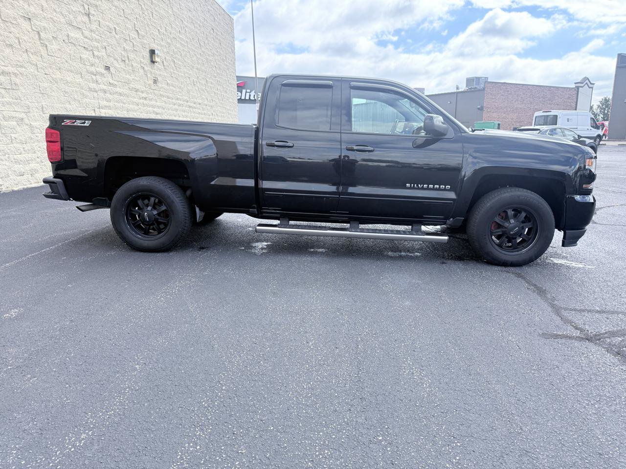 Used 2016 Chevrolet Silverado 1500 LT w/ All Star Edition AWD/4WD image 6