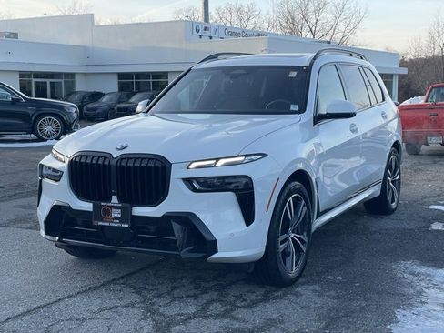 Certified 2026 BMW X7 xDrive40i image 2