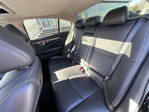 Used 2017 INFINITI Q50 3.0t Premium w/ Driver Assistance Package image 23