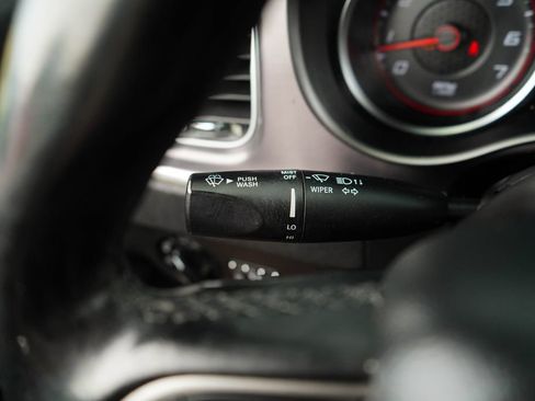 Used 2020 Dodge Charger SXT w/ Leather Interior Group RWD image 34