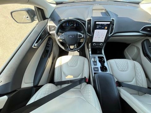 Used 2024 Ford Edge Titanium AWD/4WD image 25
