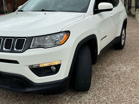 Used 2019 Jeep Compass Latitude w/ Popular Equipment Group image 3