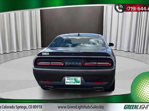 Used 2018 Dodge Challenger SXT Plus RWD image 4