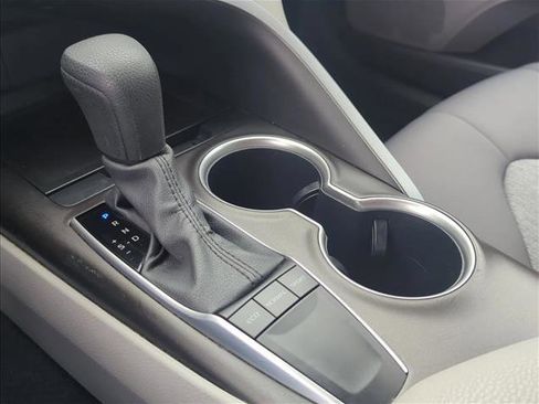 Used 2024 Toyota Camry LE image 14