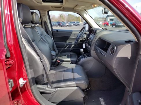 Used 2017 Jeep Patriot High Altitude image 19