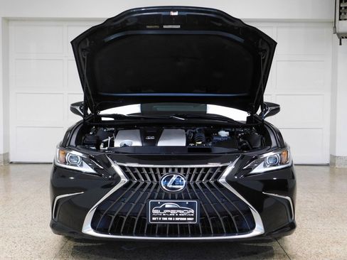 Used 2022 Lexus ES 350 w/ Premium Package image 14