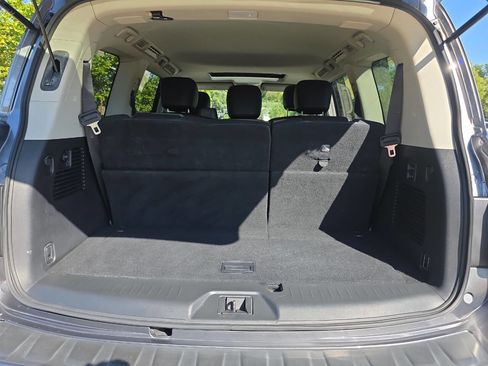 Used 2019 Nissan Armada SV image 26