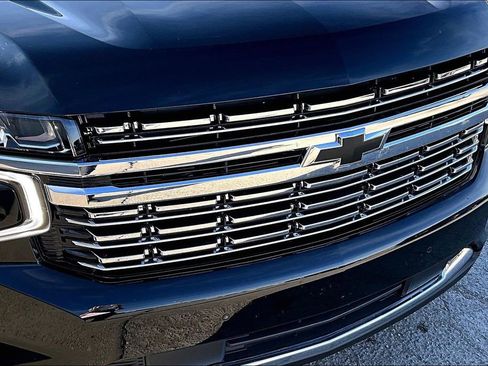 Certified 2024 Chevrolet Tahoe Premier AWD/4WD image 17