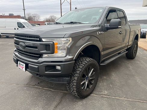 Used 2019 Ford F150 XLT w/ Equipment Group 302A Luxury image 4