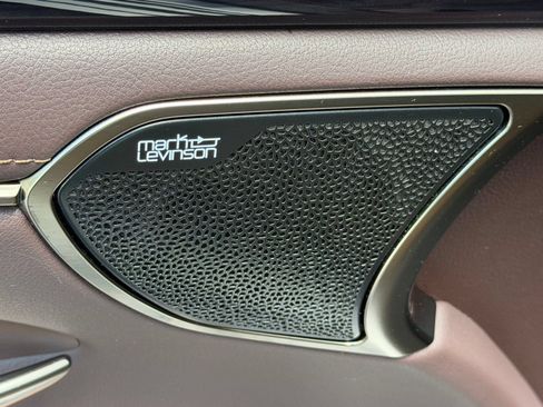 Used 2021 Lexus ES 300h Ultra Luxury FWD image 34