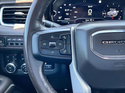 Used 2022 GMC Yukon XL Denali w/ Max Trailering Package AWD/4WD image 6