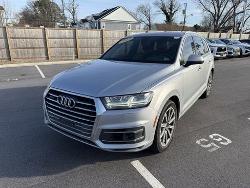Used 2019 Audi Q7 3.0T Prestige w/ Prestige Package image 2