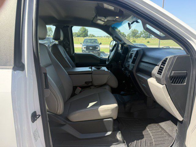 Used 2017 Ford F450 XL w/ Power Equipment Group AWD/4WD image 9