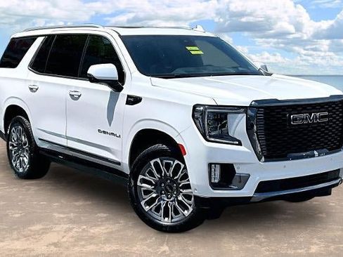 Used 2023 GMC Yukon Denali Ultimate AWD/4WD image 1