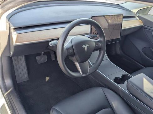 Used 2019 Tesla Model 3 Long Range image 10