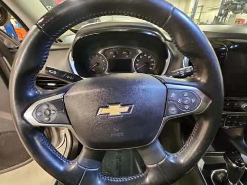 Used 2019 Chevrolet Traverse LT w/ LPO, Floor Liner Package AWD/4WD image 15