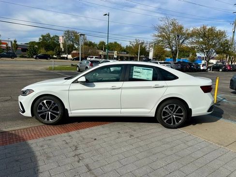 New 2026 Volkswagen Jetta Sport FWD image 4