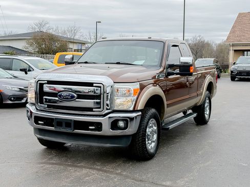 Used 2012 Ford F250 Lariat w/ Chrome Pkg AWD/4WD image 8