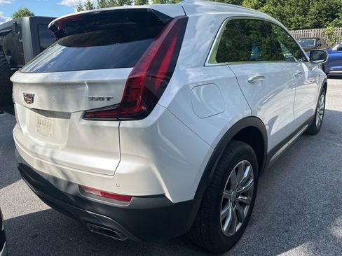 Used 2022 Cadillac XT4 Premium Luxury w/ Enhanced Visibility Package AWD/4WD image 11