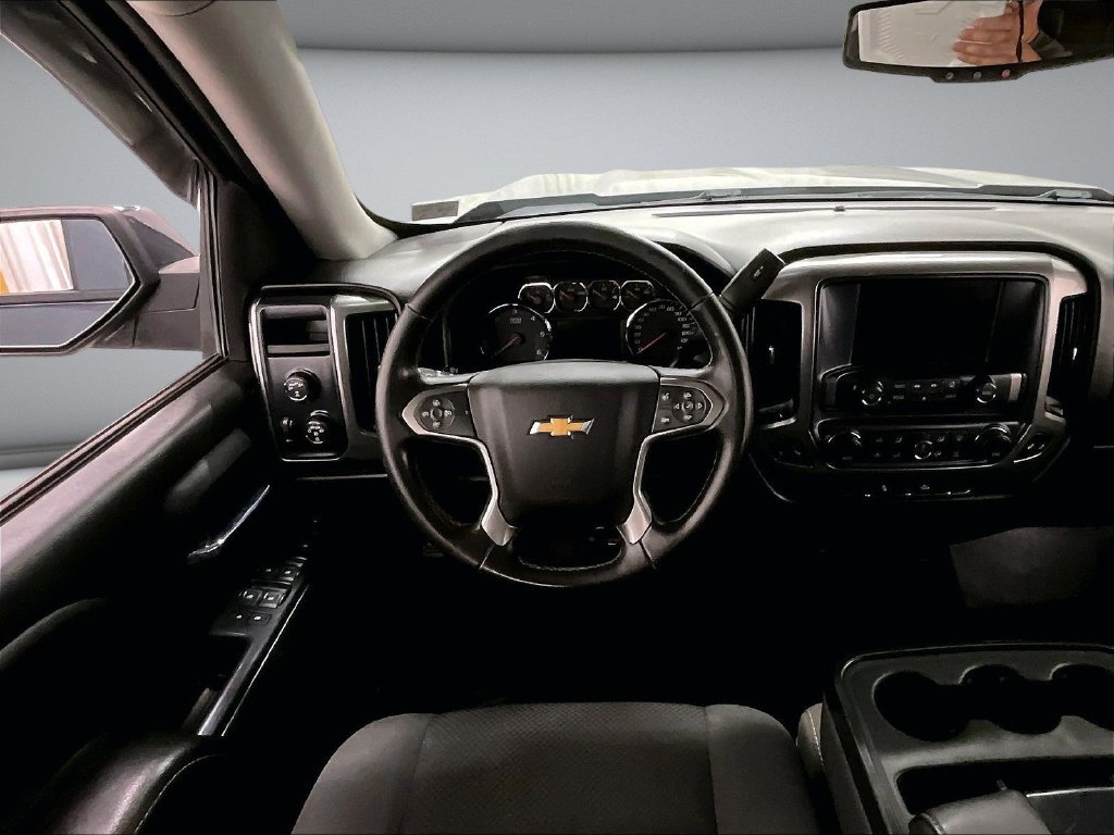 Used 2018 Chevrolet Silverado 1500 LT w/ All Star Edition AWD/4WD image 9
