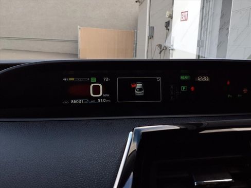 Certified 2019 Toyota Prius XLE image 14