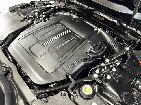 Used 2024 Jaguar F-TYPE R-Dynamic image 32