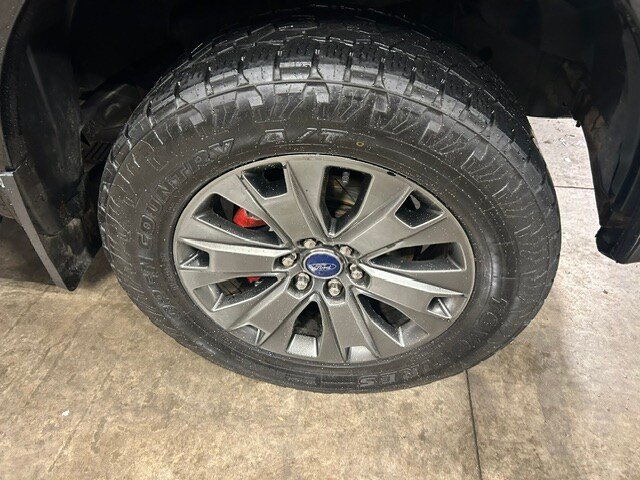 Used 2016 Ford F150 XLT w/ Equipment Group 301A Mid AWD/4WD image 4