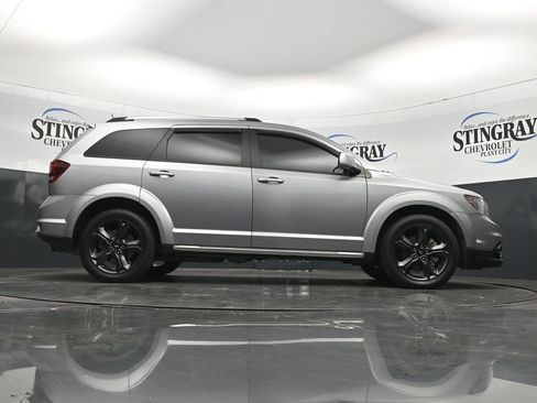 Used 2018 Dodge Journey Crossroad w/ Nav & Sun Group FWD image 24