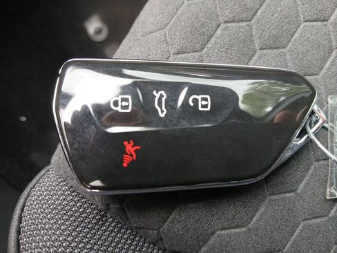 New 2025 Volkswagen GTI SE image 29