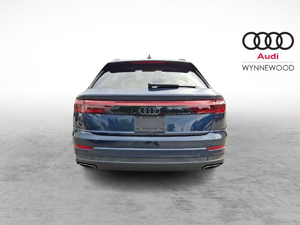 Certified 2025 Audi Q8 Premium Plus w/ Premium Plus Package AWD/4WD image 5