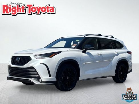Used 2023 Toyota Highlander XSE image 1
