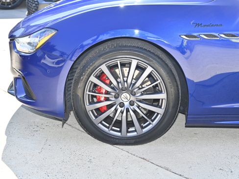 Certified 2022 Maserati Ghibli Modena Q4 image 9