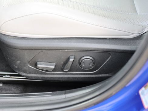 Certified 2023 Hyundai Elantra Limited w/ Cargo Package FWD image 16