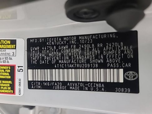 Used 2024 Toyota Camry LE FWD image 39