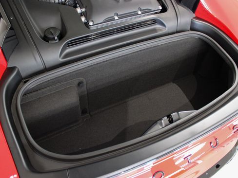 New 2025 Lotus Emira image 33