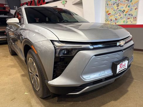 Used 2024 Chevrolet Blazer EV LT AWD/4WD image 64