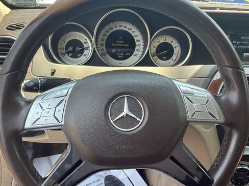 Used 2014 Mercedes-Benz C 300 4MATIC Sedan image 16