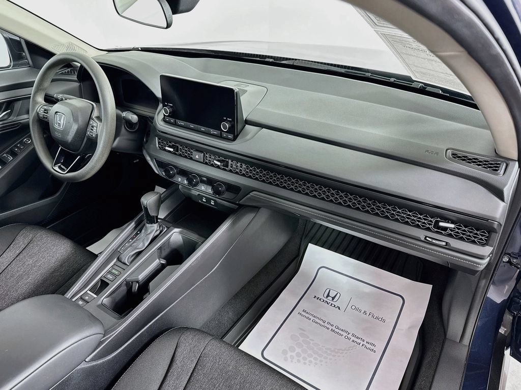 Used 2025 Honda Accord SE image 44