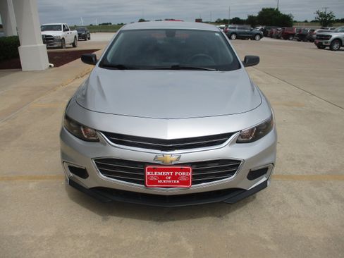 Used 2018 Chevrolet Malibu LS FWD image 11
