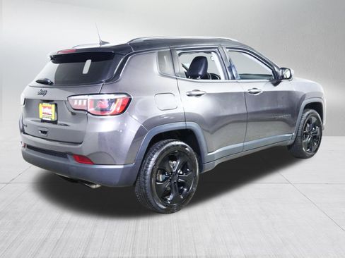Used 2019 Jeep Compass Latitude AWD/4WD image 7