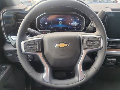 New 2025 Chevrolet Silverado 1500 LT image 10
