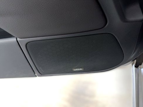 Used 2011 Lexus LS 460 image 19