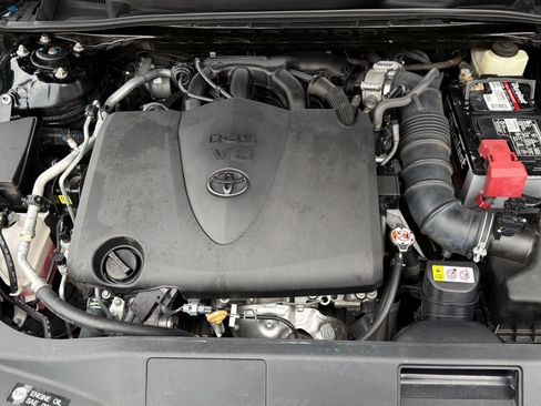 Used 2019 Toyota Avalon Touring image 31