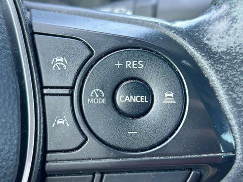 Used 2023 Toyota Corolla SE FWD image 17