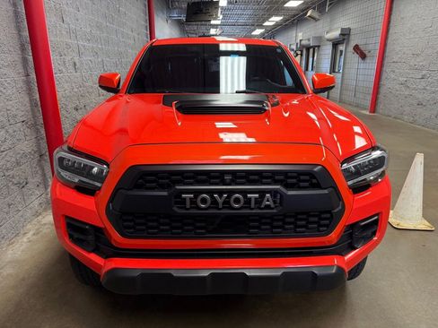 Used 2023 Toyota Tacoma TRD Pro AWD/4WD image 2