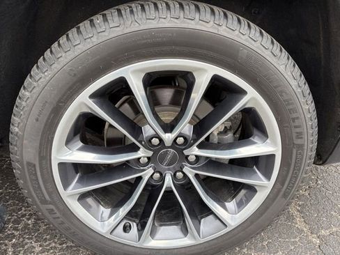 Used 2022 Jeep Wagoneer Series III w/ Premium Group I image 29