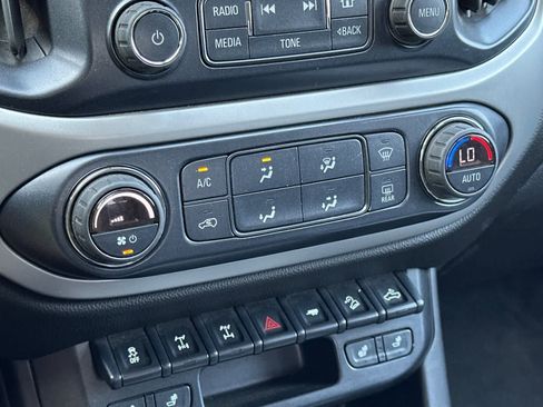 Used 2018 Chevrolet Colorado ZR2 w/ ZR2 Dusk Special Edition AWD/4WD image 22