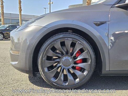 Used 2022 Tesla Model Y Performance AWD/4WD image 9